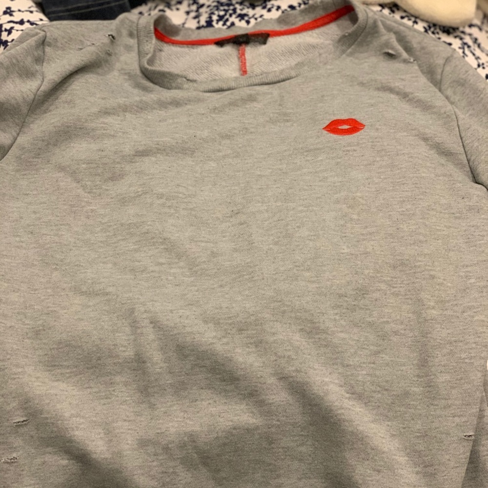 Sweater - Picture 2 of 3